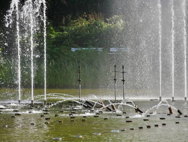 fountain in planten un blomen - blomen imagens e fotografias de stock