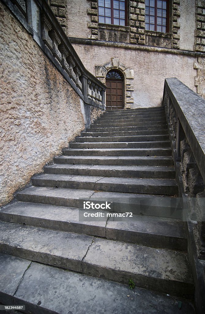 Antiga escada - Foto de stock de Arcaico royalty-free