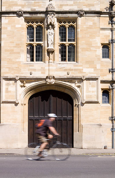 ciclismo in oxford - mullions foto e immagini stock