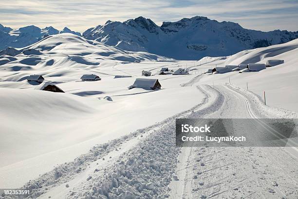 Winterlandschaft Stockfoto und mehr Bilder von Schnee - Schnee, Sonne, Horizontal