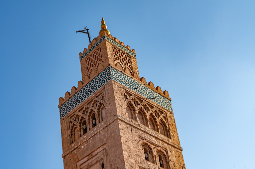 Jemaa el-Fnaa viwe, Minaret de la Koutoubia at medina of Marrakech, Morocco.