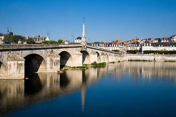 istock Bridge of Blois 182357833
