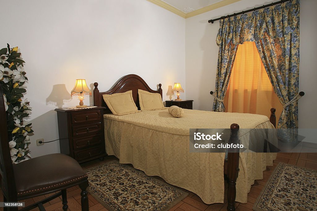 hotel de lujo de un dormitorio - Foto de stock de Almohada libre de derechos