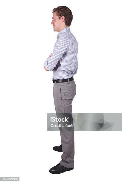 Isolierte Businessmannseitenansicht Stockfoto und mehr Bilder von Arme verschränkt - Arme verschränkt, Berufliche Beschäftigung, Braunes Haar