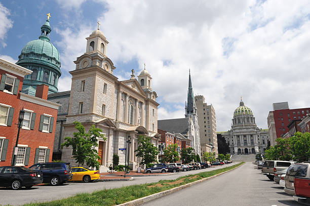 istock Street in Harrisburg 182360115