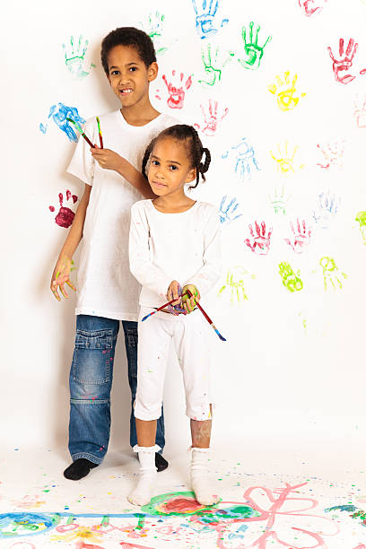 istock painting kids 182361911