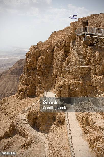 Foto de Caminho Para O Topo De Masada e mais fotos de stock de Masada - Masada, Parque Nacional de Masada, Israel