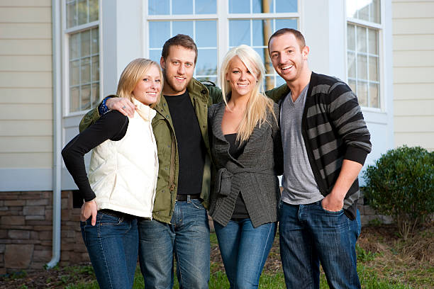 istock Group of Friends 182362631