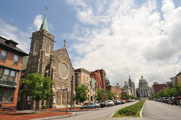 istock Street in Harrisburg 182363542