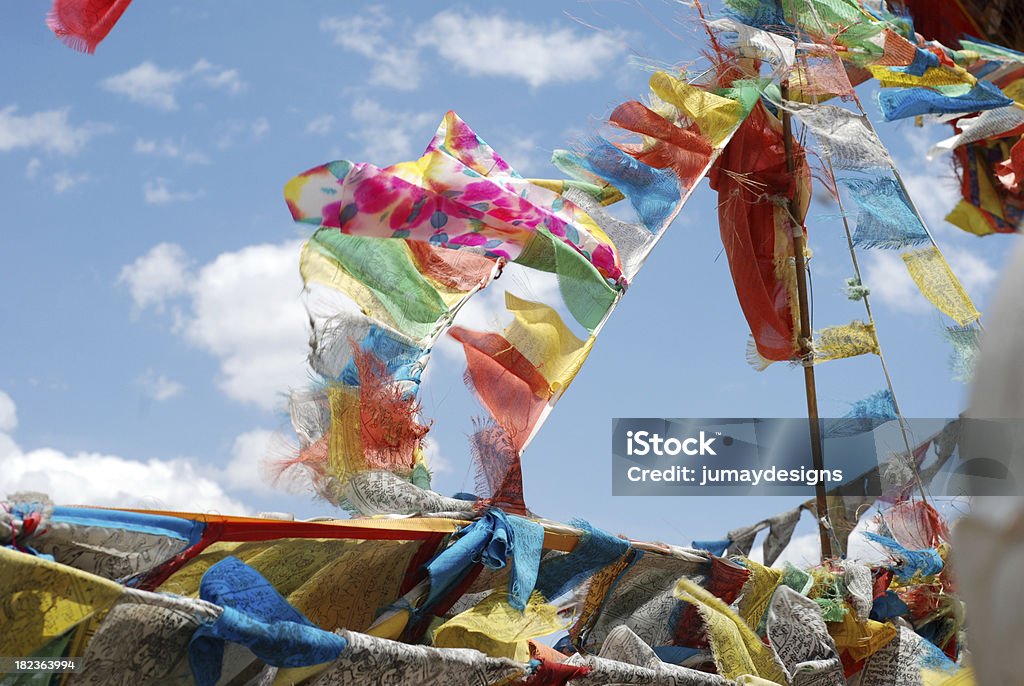 Tibetan modlitwą Flags - Zbiór zdjęć royalty-free (Akcesoria religijne)