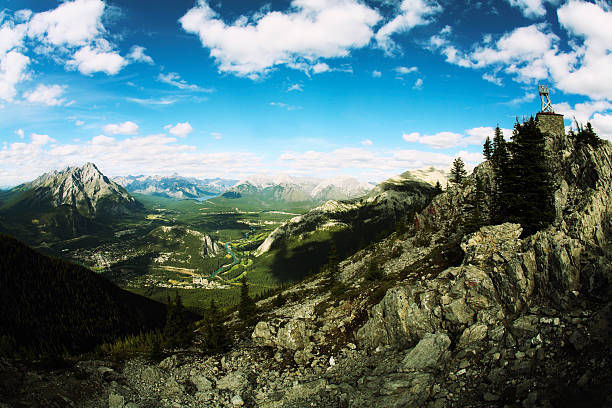 istock Canadian Rockies 182365361