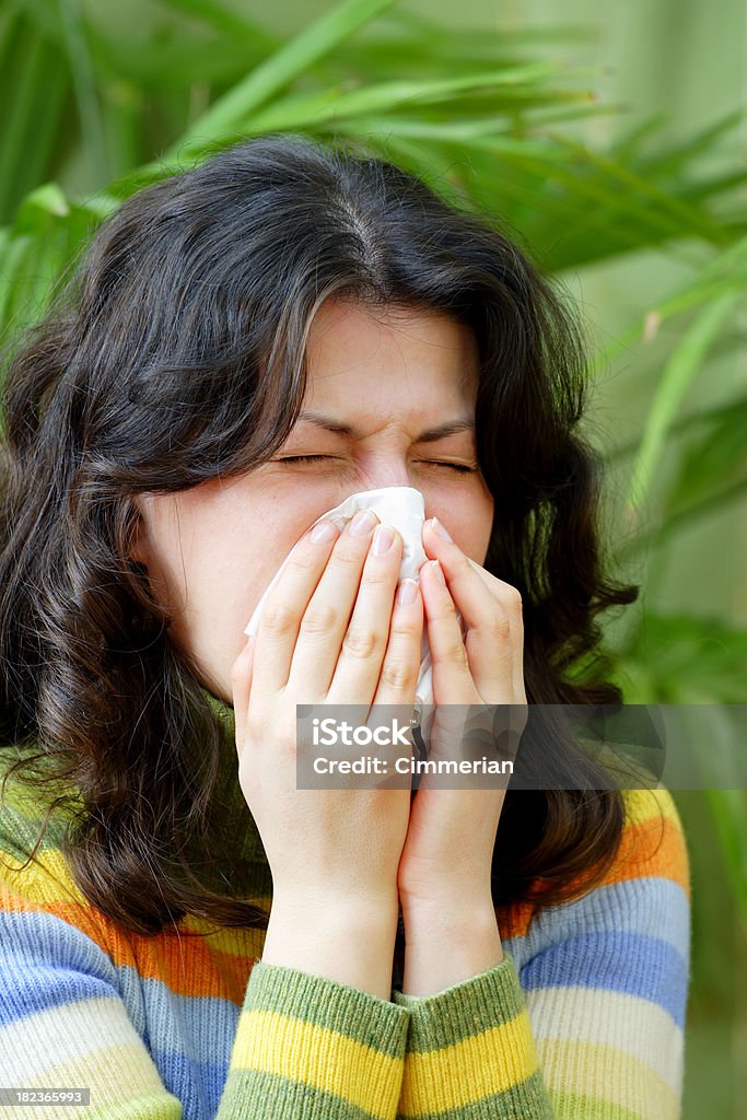 Allergie, froid et la grippe - Photo de Adulte libre de droits