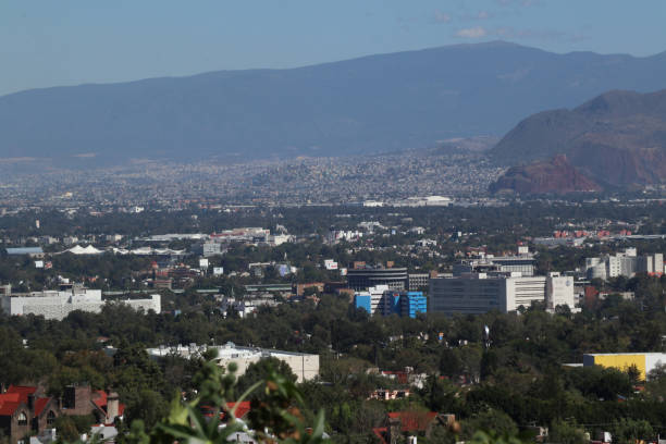 istock Panoramic view of Mexico City 1823670001