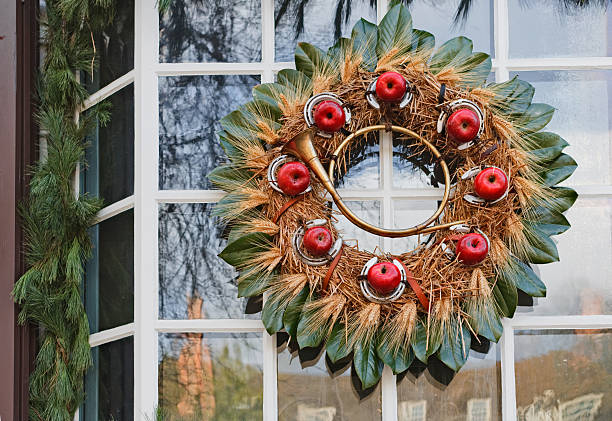 istock Natural Christmas wreath with apples and pinecones 182367594