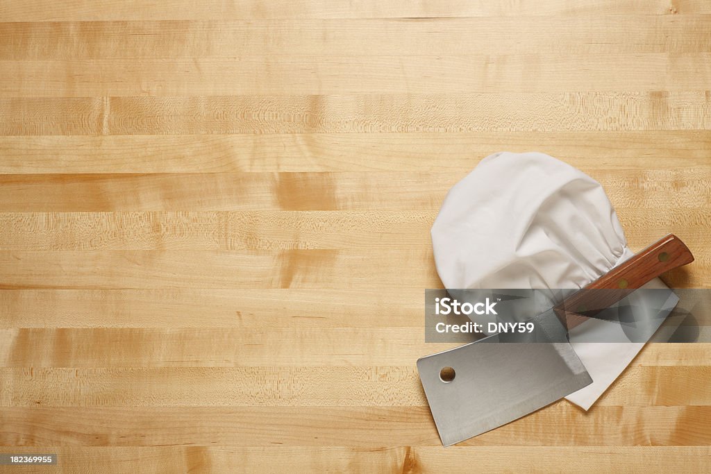 Planche à découper - Photo de Toque de cuisinier libre de droits