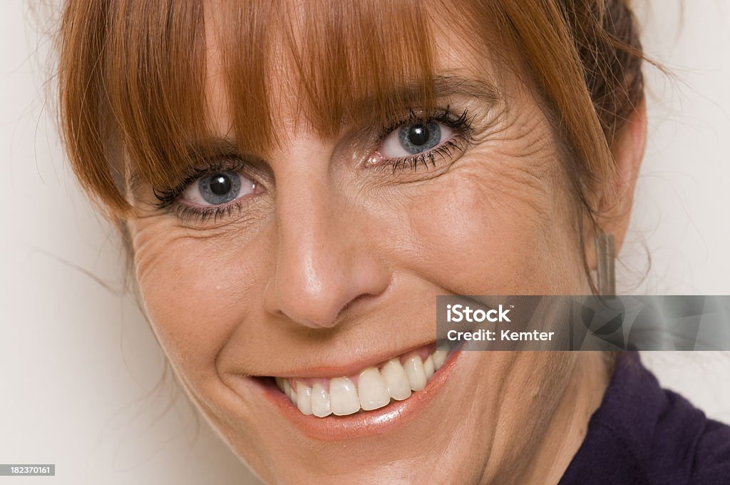 Mulher sorridente - Foto de stock de 30 Anos royalty-free