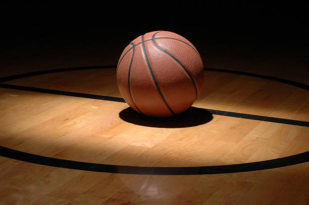 istock Basketball at Center Court 182370529