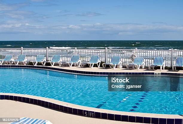 Vista Oceano Piscina - Fotografie stock e altre immagini di Bordo piscina - Bordo piscina, Composizione orizzontale, Costa del Golfo degli Stati Uniti d'America