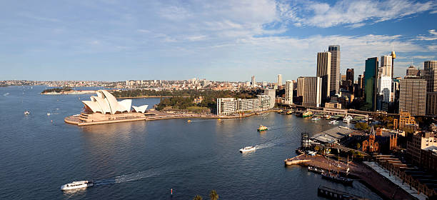 panorama du port de sydney - opera house sydney australia australia bay photos et images de collection