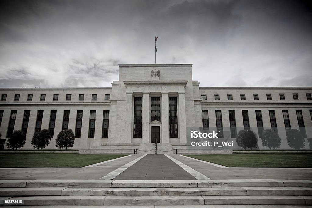Storm para a Federal Reserve - Foto de stock de Prédio da Reserva Federal royalty-free