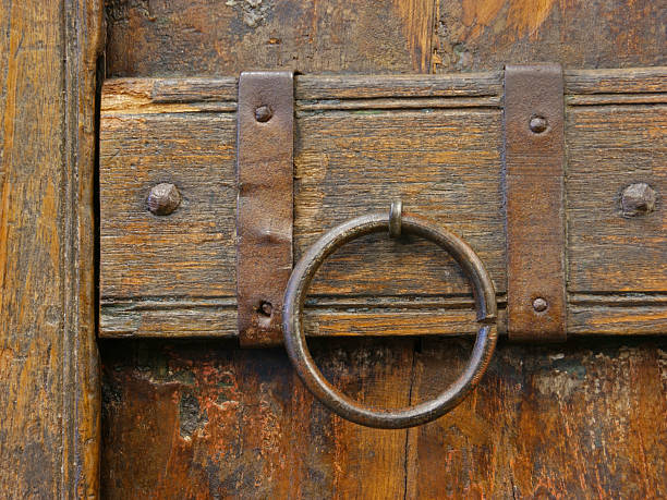 Stary klamka drzwi – zdjęcie