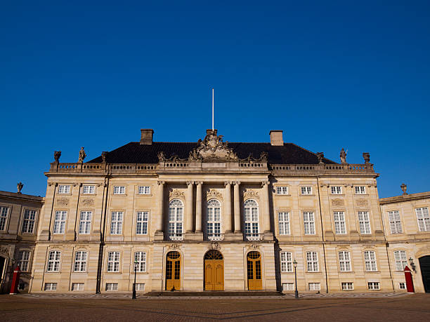 istock Amalienborg Palace, Copenhagen 182376149