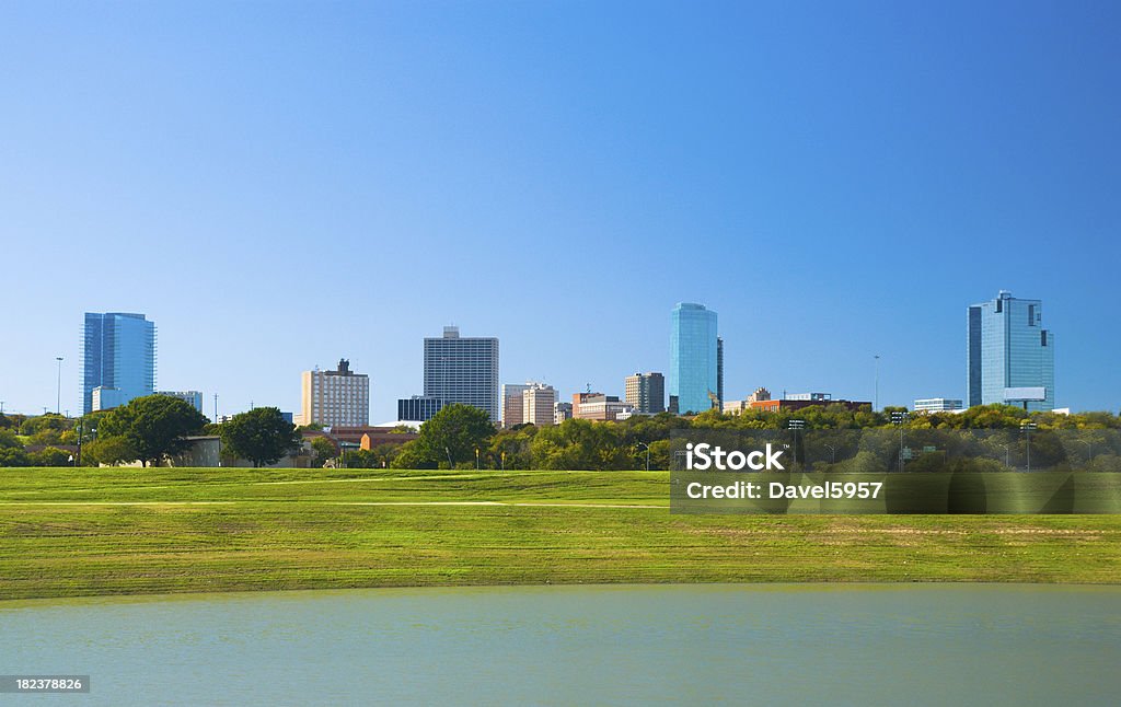 Fort Worth skyline i river - Zbiór zdjęć royalty-free (Bez ludzi)