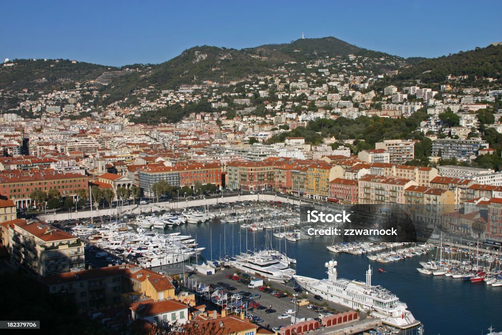 Vue du bateau dans le port à nice - Photo de Arts Culture et Spectacles libre de droits