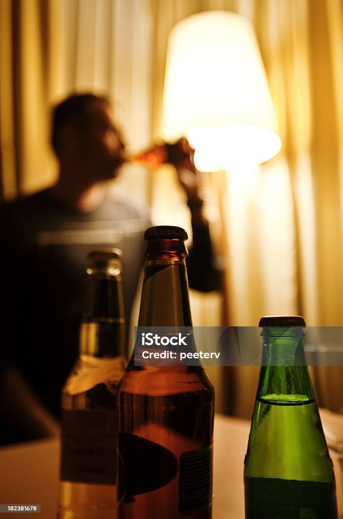 Bière amoureux de cocktails - Photo de Adulte libre de droits