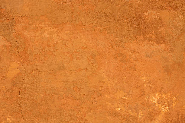 orangefarbene oder braune römischen mauer textur in rom, italien - roman italian culture wall textured stock-fotos und bilder