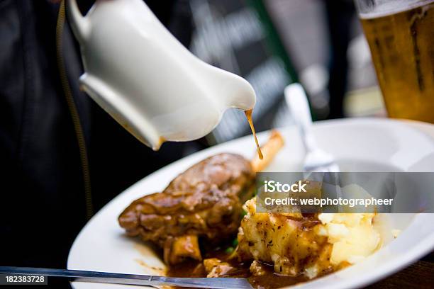 Sauce Stock Photo - Download Image Now - Roast Dinner, People, Pub Food