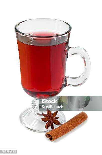 Glühwein Stockfoto und mehr Bilder von Glühwein - Glühwein, Freisteller – Neutraler Hintergrund, Weißer Hintergrund