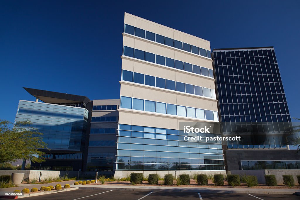 Scottsdale Angular edificio de negocios - Foto de stock de Phoenix - Arizona libre de derechos