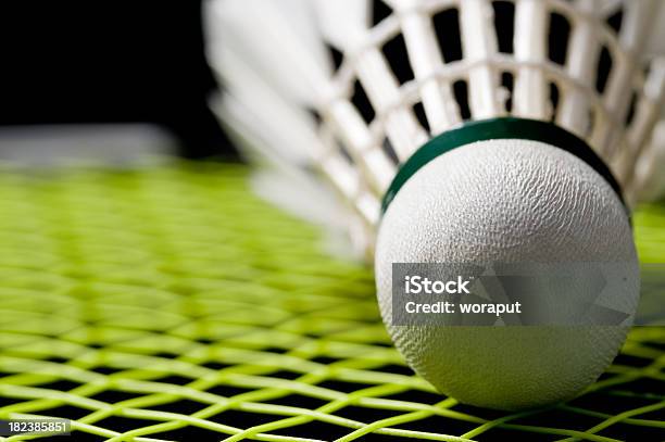 Photo libre de droit de Badminton Volant De Badminton banque d'images et plus d'images libres de droit de Badminton - Sport - Badminton - Sport, Volant de badminton, Couleur noire