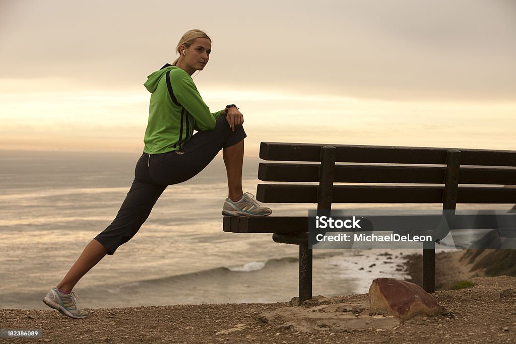 Donna corridore - Foto stock royalty-free di 25-29 anni