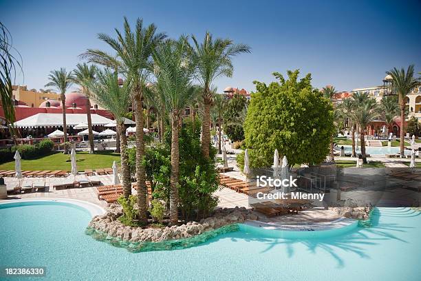 Sommer Urlaub Tourist Resort Stockfoto und mehr Bilder von Ansicht aus erhöhter Perspektive - Ansicht aus erhöhter Perspektive, Architektur, Außenaufnahme von Gebäuden