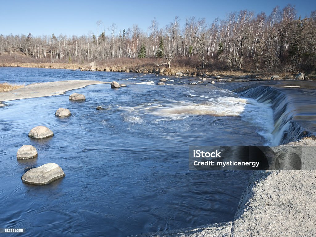 Lluvia cae Manitoba Bow - Foto de stock de Parque provincial Whiteshell libre de derechos