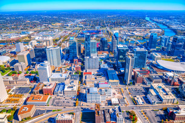 istock Nashville Cityscape Aerial 1823891173