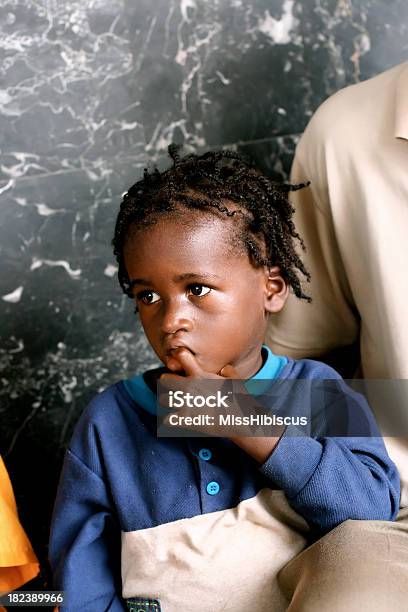 Ragazzo Africano - Fotografie stock e altre immagini di Africa - Africa, Africa occidentale, Bambini maschi