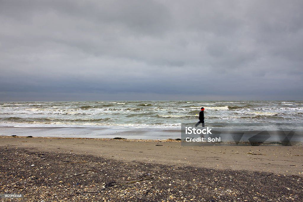 Ragazzo e l'oceano-HDR (High Dynamic Range - Foto stock royalty-free di Bambino