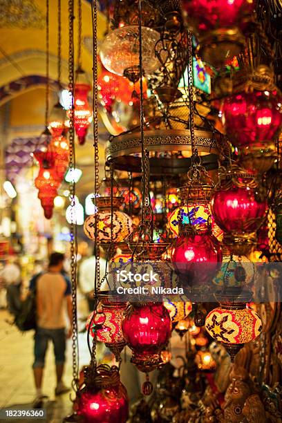 Gran Bazar En Istanbul Foto de stock y más banco de imágenes de Asia - Asia, Bazar, Cultura del este de Asia
