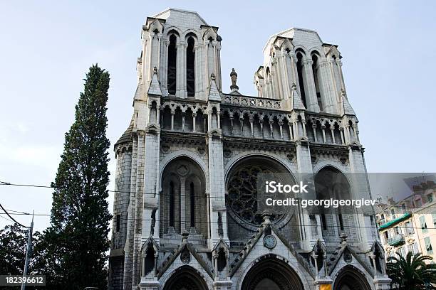 Basilique Notre Dame Nicei Francja - zdjęcia stockowe i więcej obrazów Architektura - Architektura, Bazylika, Bez ludzi