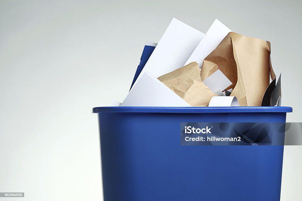 Contenedor de reciclaje - Foto de stock de Papel libre de derechos