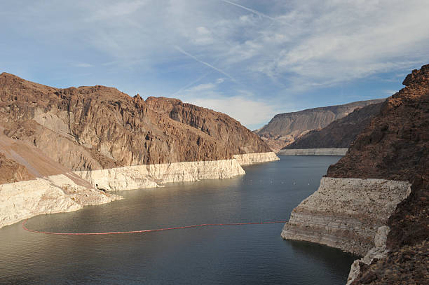 istock Scenics at Hoover Dam 182399030