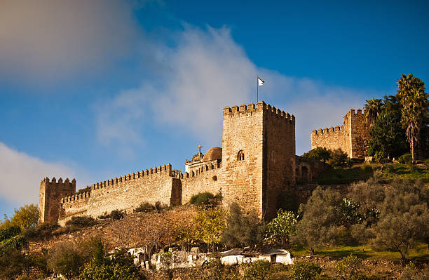 istock Templars castle in Jerez de los Caballeros 182399458