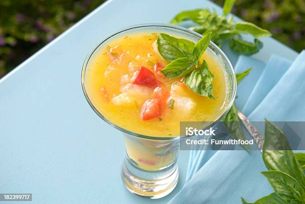 Ananas Żółty Pomidor Gazpacho Zupa - zdjęcia stockowe i więcej obrazów Ananas - Ananas, Bazylia, Bez ludzi