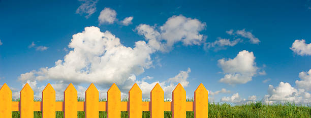 istock End of the Fence 182400246