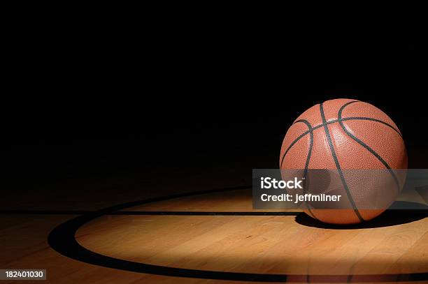 Basketball Und Vieles Mehr Stockfoto und mehr Bilder von Basketball - Basketball, Basketball-Spielball, Fotografie