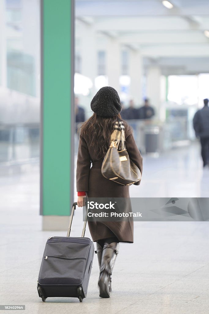 공항 사람들까지 - 로열티 프리 가방 스톡 사진