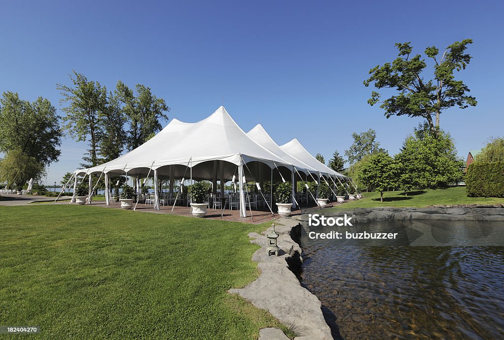 Große Zelt für Hochzeiten und Feierlichkeiten - Lizenzfrei Festzelt Stock-Foto